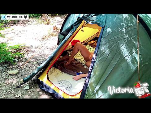 ❤️ Op kamera verfilm Passievolle ruk vreemdeling in 'n tent ❤️❌ Seksvideo by porn af.dickies-shop.ru