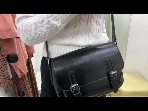 ❤️ Openbare masturbasie van jong teef FeralBerry met 'n dildo in die paskamer ❤️❌ Seksvideo by porn af.dickies-shop.ru